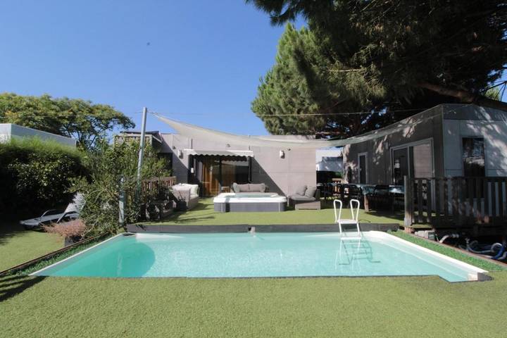 Location de vacances pour 3 personnes, avec piscine et jardin à Setúbal - 4