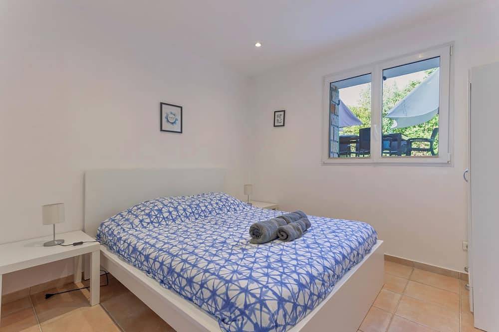 Traumhafte Villa in Antibes | Pool & idyllischer Garten |800m vom Meer |9 Gäste in Antibes, Mittelmeerküste (Frankreich)