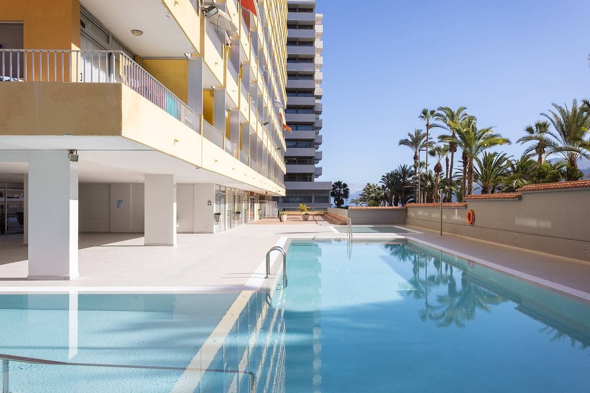 Ganze Wohnung, Ferienwohnung für 3 Personen mit Pool in Playa Martianez, Puerto de la Cruz