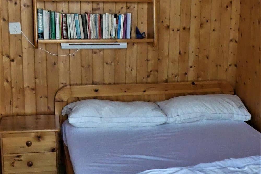 Private vacation chalet in a sunny location with fantastic views at fair prices in Salins (Sion), Sion