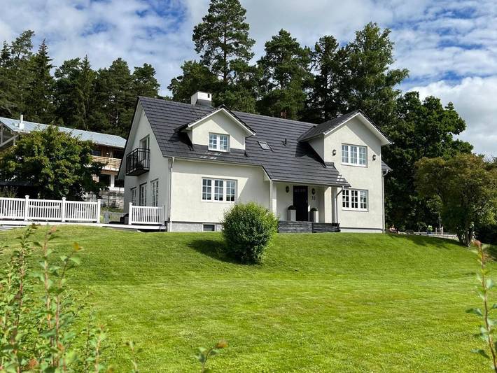 Villa für 7 Personen, mit Garten und Seeblick sowie Ausblick, mit Haustier - 1