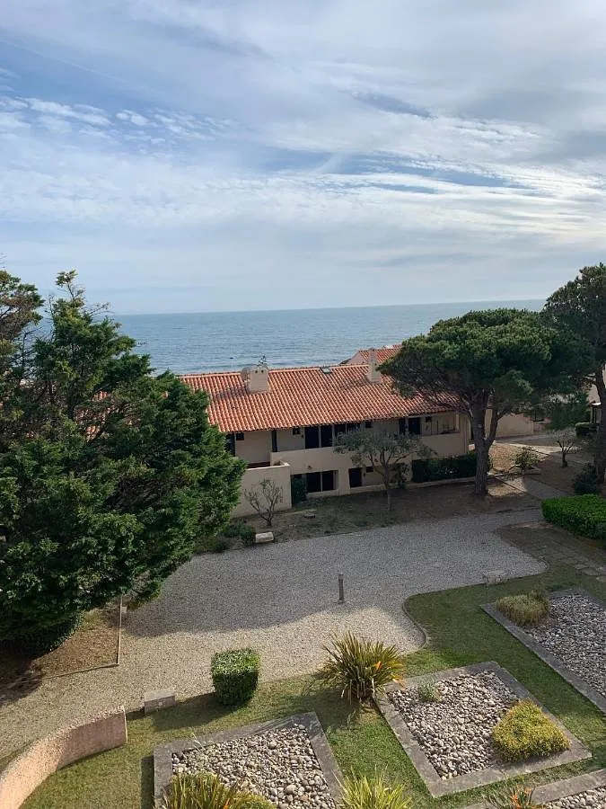 Apartamento de vacaciones para 6 personas, con vistas y jardín - 1