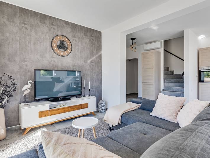 Ferienhaus für 8 Personen, mit Terrasse und Garten in Zadar - 2