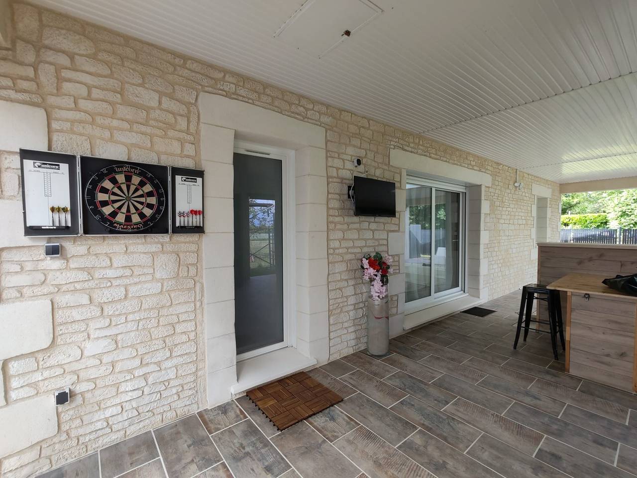 Maison de vacances « La Casa Andréa » avec piscine privée, Wi-Fi et climatisation in Villars-en-Pons, Région de Saintes