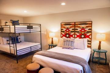 Vacation Apartment for 22 Guests in Zion National Park, Washington County (Utah), Picture 1