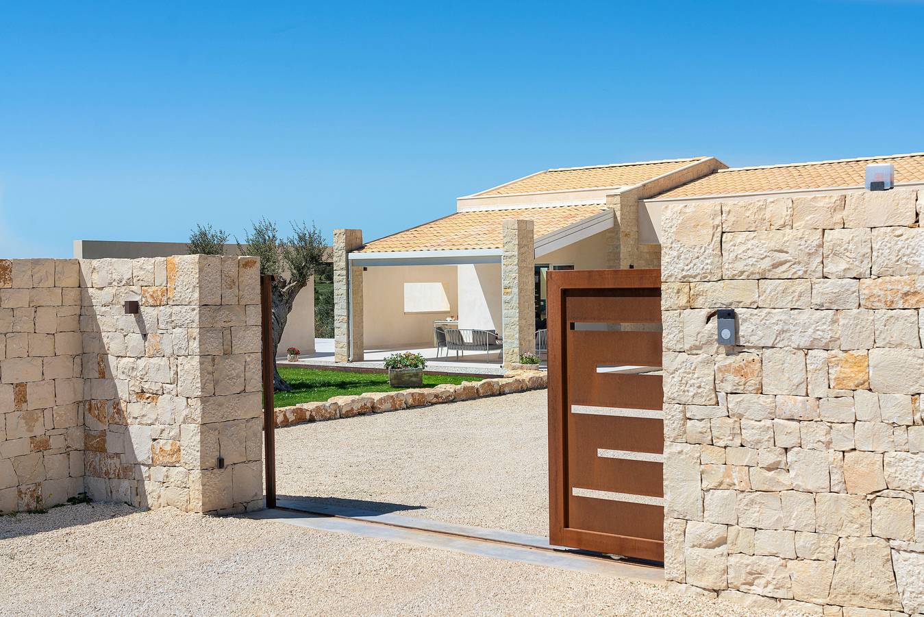 Villa Mora in Rosolini, Siracusa e dintorni