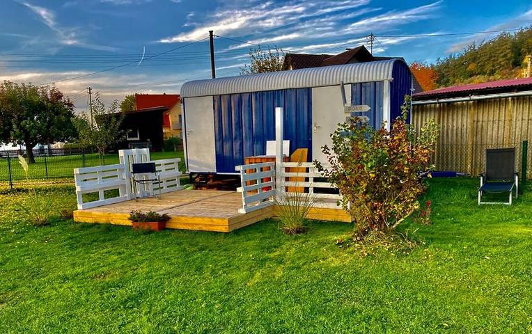 Ferienwohnung für 4 Personen, mit Balkon und Balkon/Terrasse sowie Terrasse und Garten in Schwaebisches Donautal