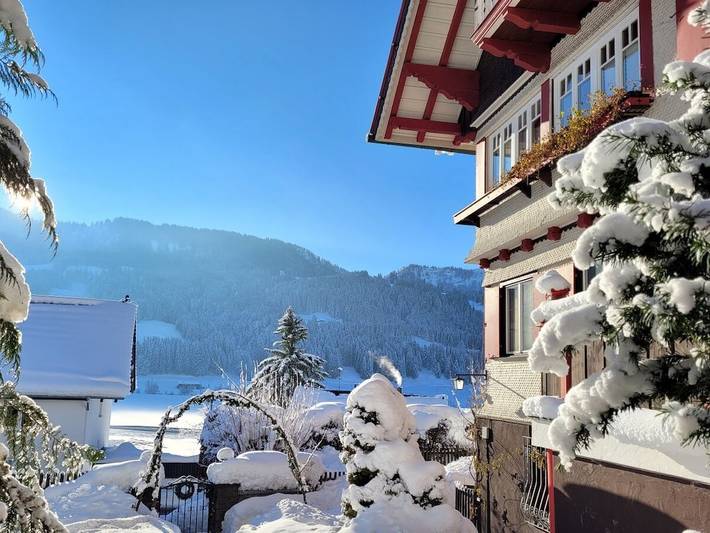 Ferienhaus für 3 Personen, mit Balkon und Garten in Oberstaufen