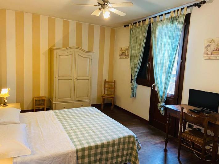 Chambre d’hôte pour 3 personnes, avec terrasse ainsi que jardin et vue à Padoue - 2