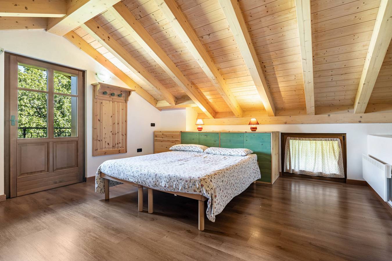 Chambre 'Camera Quadrupla' avec vue sur les montagnes, jardin commun et balcon in Ala ( Trentino), Trentino