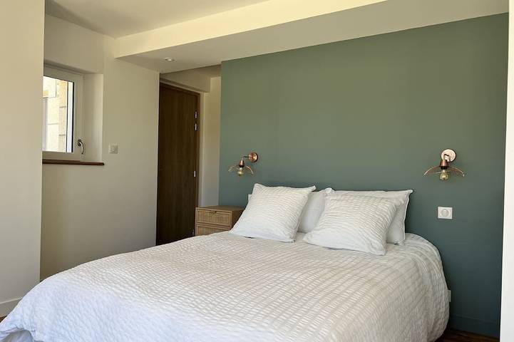 Location de vacances pour 10 personnes, avec jardin et jacuzzi dans Saint-Guénolé - 2