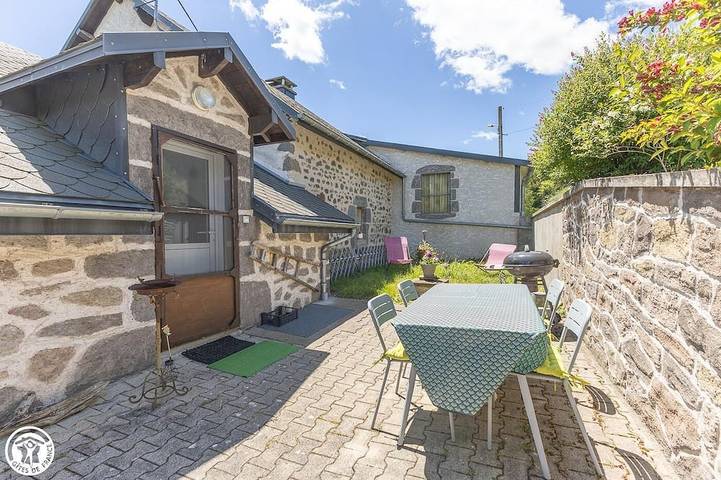 Location de vacances pour 4 personnes, avec Balcon et Jardin à Le Vernet-Sainte-Marguerite
