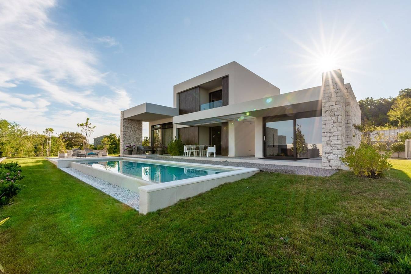 Villa Adoral – Stilvolle Luxusvilla mit beheiztem Infinity-Pool in Presika, Ostküste Istrien