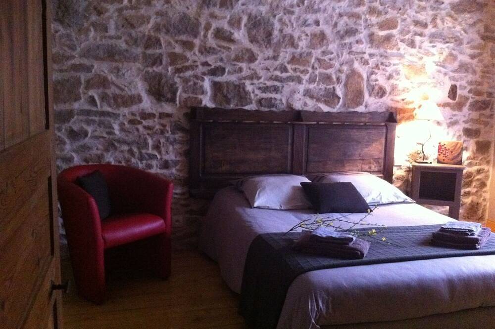 Jacuzzi privatif dans Minervois, beau gîte de caractère, charme, détente,terroir in Castelnau-d'Aude, Région de Narbonne