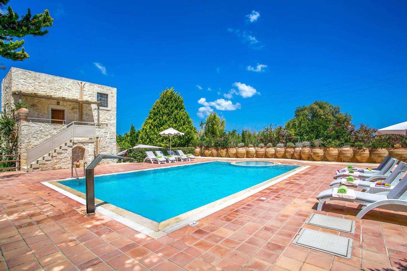 Villa Minos by Villa Plus in Gouves, Iraklio-Heraklion und Umgebung