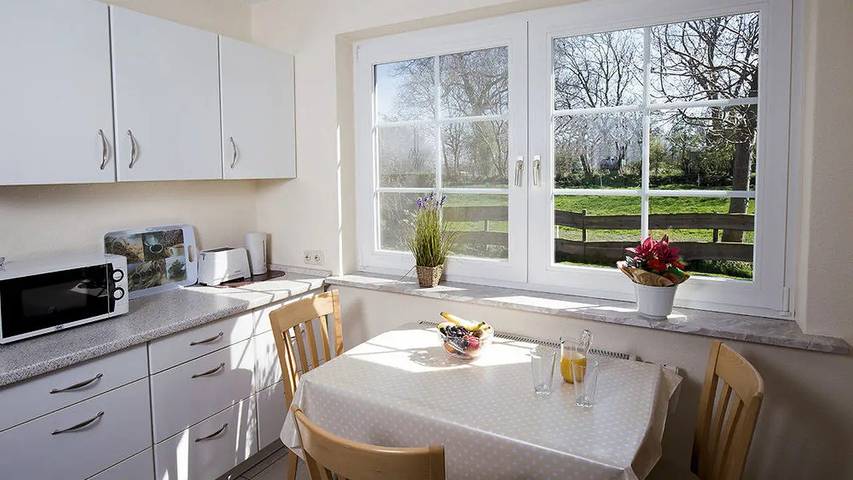 Ferienhaus für 6 Personen, mit Terrasse und Garten in Wenkendorf - 4
