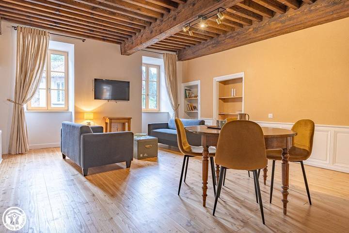 Gîte pour 4 personnes, avec Jardin et Vue
