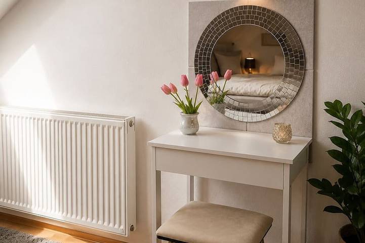 Green Door Loft Großzügiges 160qm Apartment mit Balkon und Gartenblick in Ibbenbüren, Kreis Steinfurt