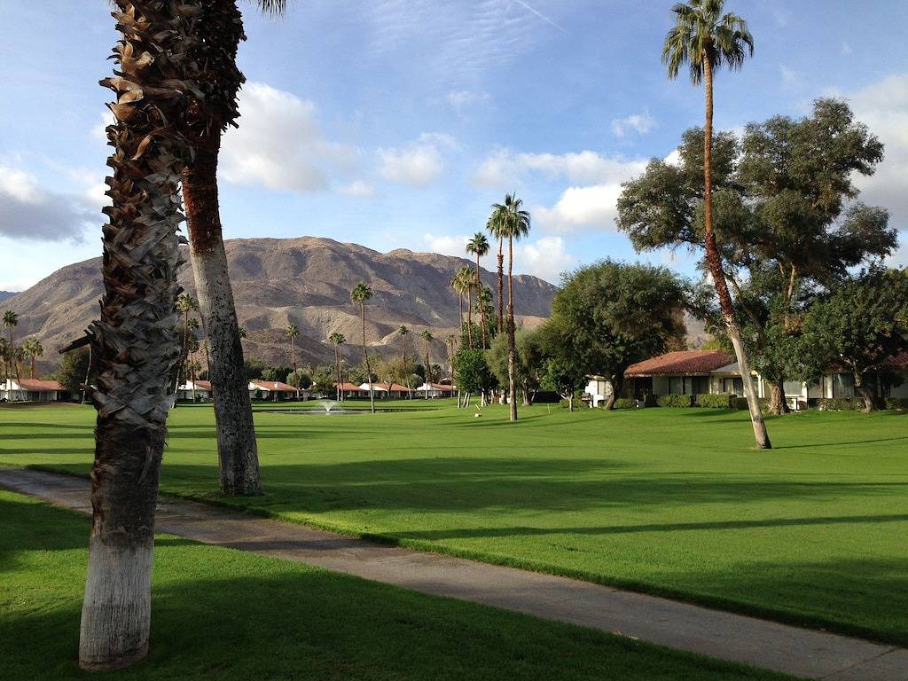 Ganze Wohnung, Luxus-Golfplatz 3 Zimmer Wohnung in Rancho Las Palmas Resort in Rancho Mirage, Coachella Valley