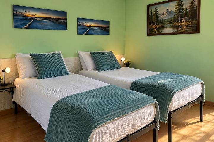 Ganze Wohnung, Sun & Moon – Charming Colorful Home Arona in Arona (Lago Maggiore), Arona Gemeinde