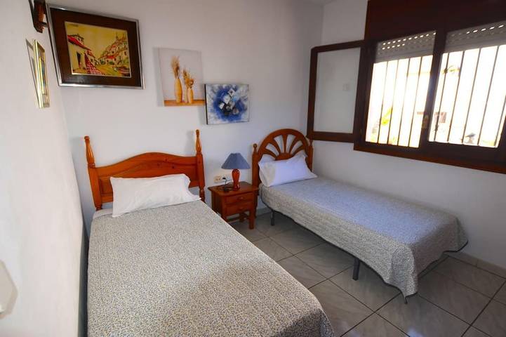 Villa Fernando, 12 personnes, à 4 km de Lloret de Mar, in Aiguaviva Parc, Vidreres