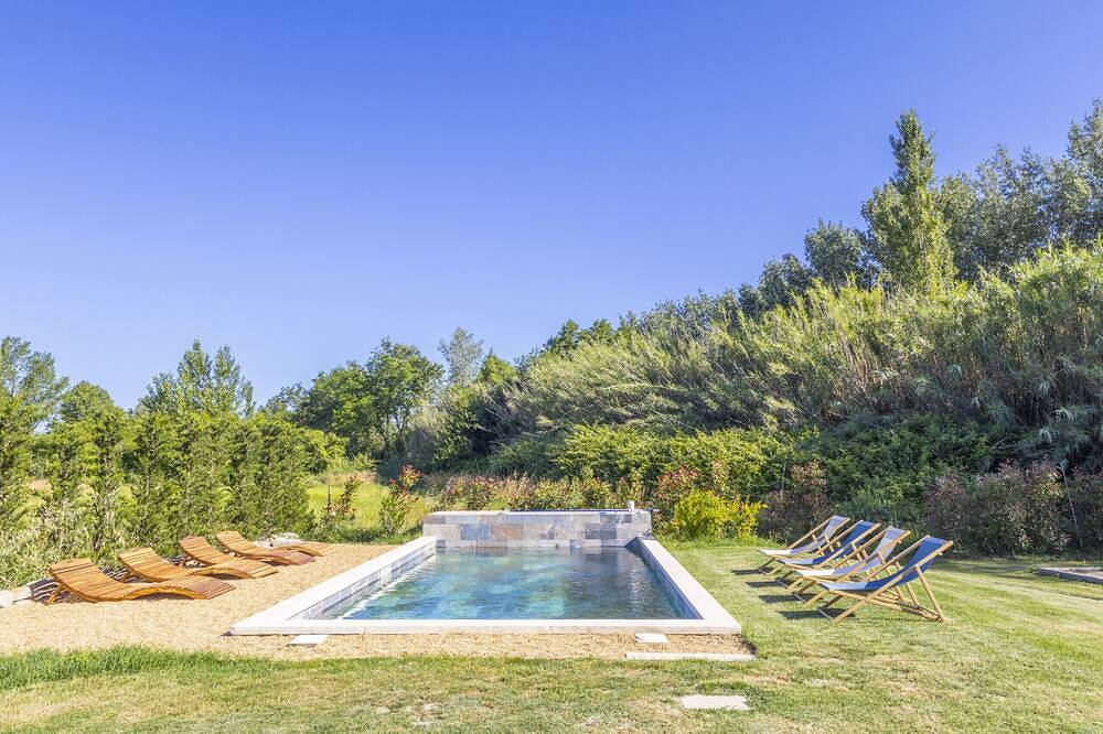 Villa des Cieux, ein gemütliches Ferienhaus mit privatem Pool in der Provence für 8 Personen in Althen-des-Paluds, Vaucluse