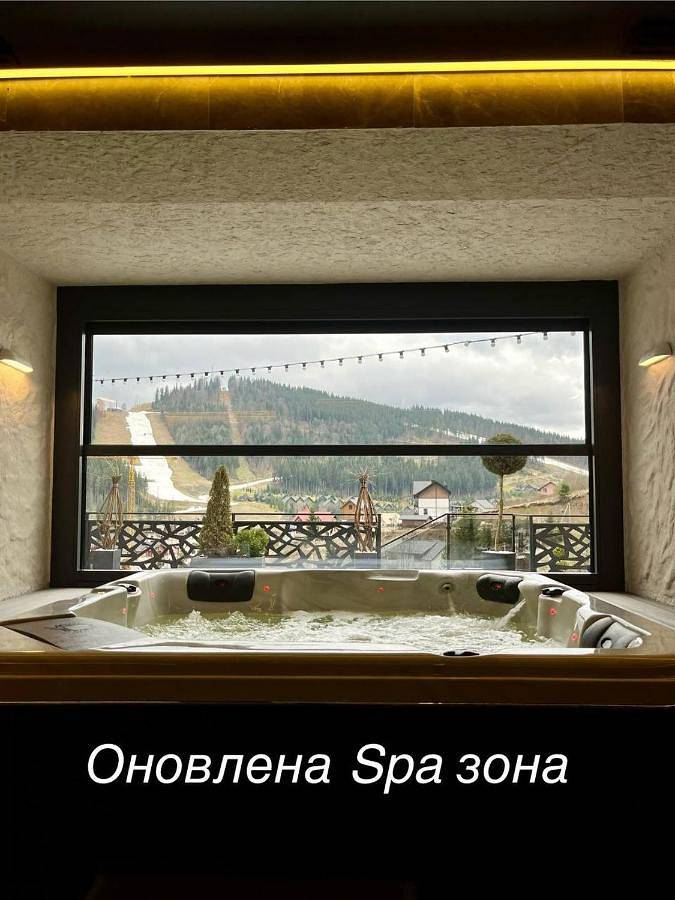 Domek letniskowy dla 3 osób, z widok i sauna oraz balkon i basen w Ukraina