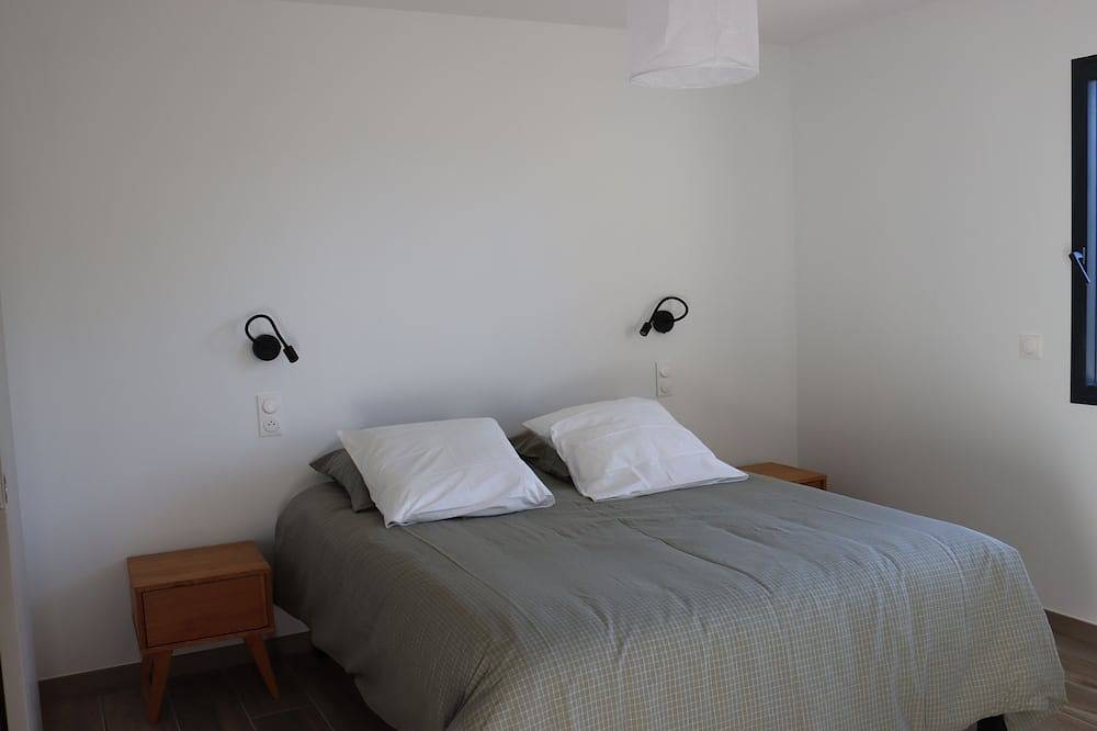 Maison individuelle grand confort avec 3 chambres, piscine privée in Berrias-et-Casteljau, Parc national des Cévennes