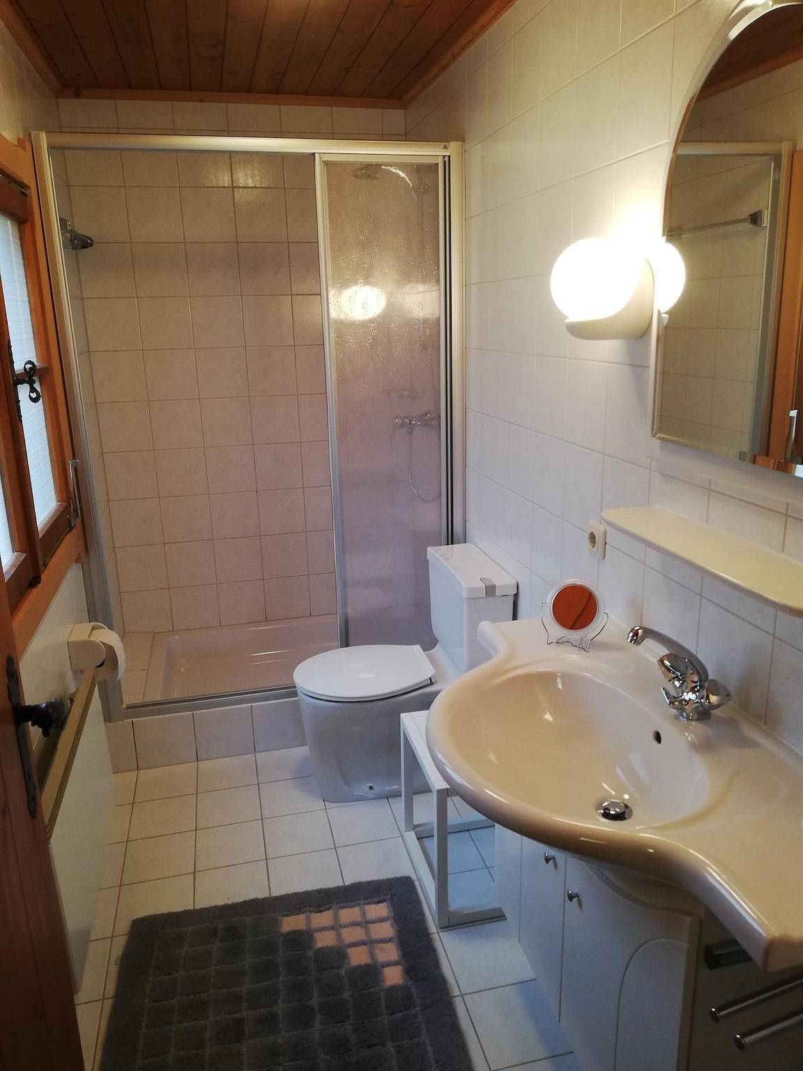 Ganze Ferienwohnung, Haaser´s Panorama Hütte für 4 Personen in Brandenberg, Kaisergebirge