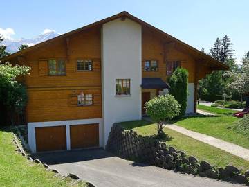 Gîte pour 5 personnes, avec balcon dans Chesières