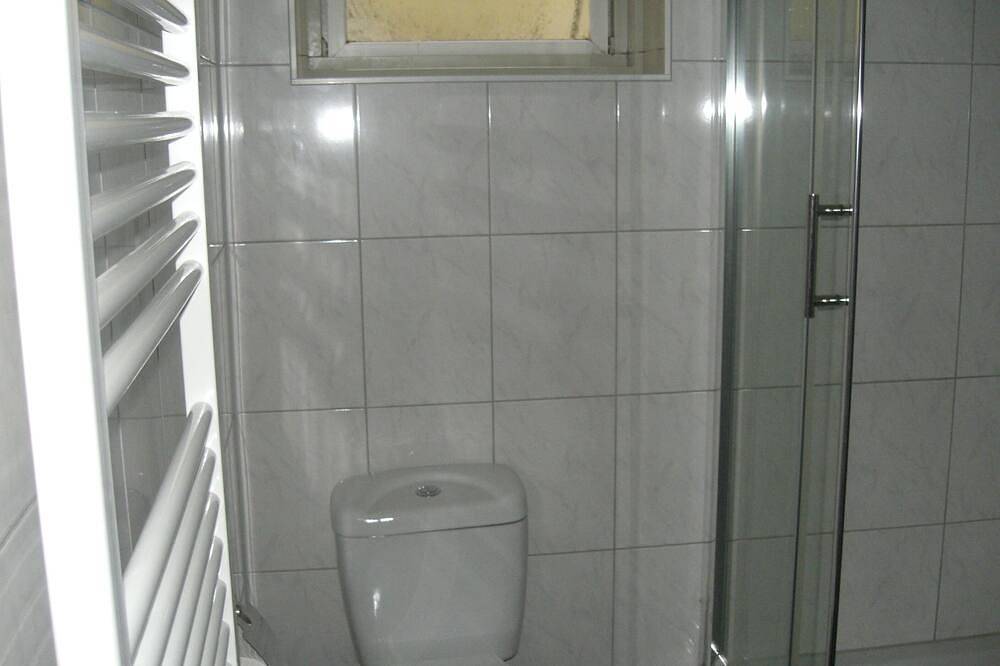 Appartamento intero, Appartamento \"Leuker-Bad\" con circa 30m² per 1 persona, appartamento separato in Bad Schönborn, Kraichgau