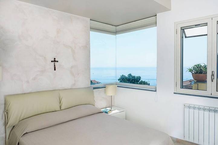 Appartement entier, Appartement exceptionnellement panoramique in Aci Trezza, Aci Castello