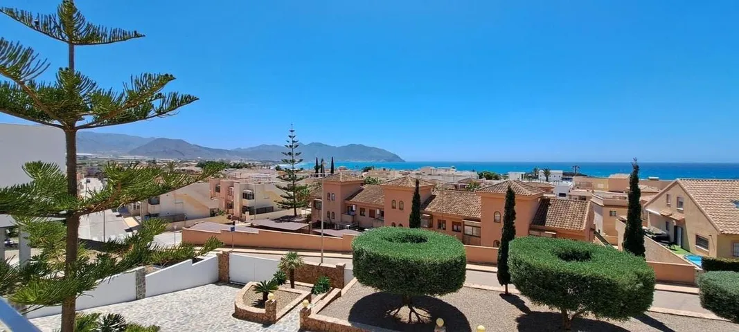 Casa de vacaciones para 13 personas, con jacuzzi y jardín - 1