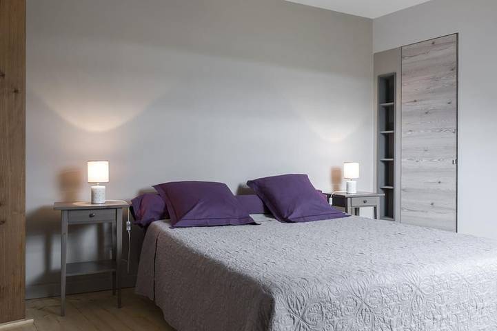 Gîte pour 4 personnes, avec terrasse et jardin à Chapeau (homonymie) - 2