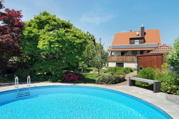 Geheel appartement, Appartement 'Aschoff' met Uitzicht op de Bergen, Gedeeld Zwembad en Wifi in Kappelwindeck, Bühl