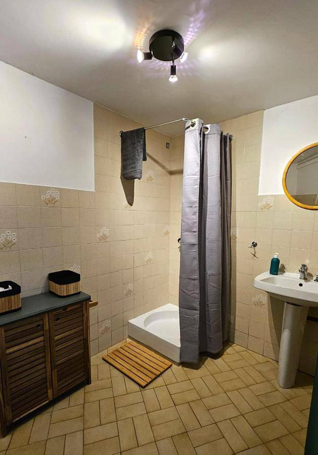 Appartement entier, One-Bedroom Apartment in Sainte-Croix-du-Verdon, Gorges du Verdon