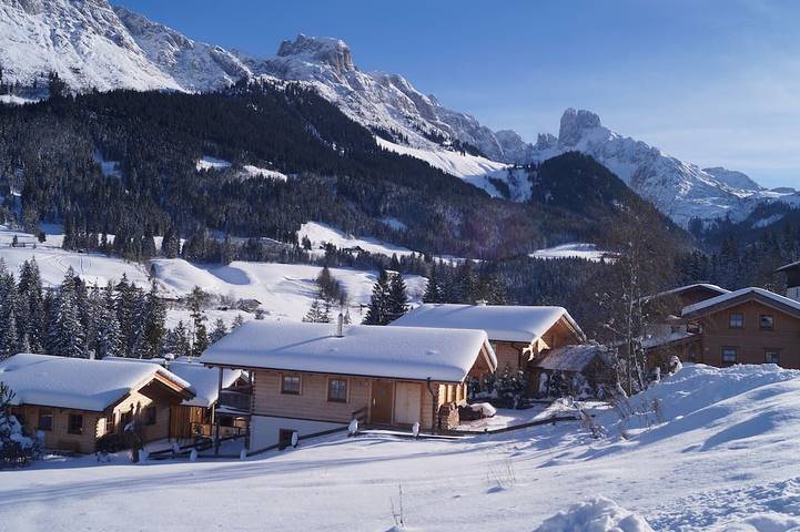 Ferienhaus für 6 Personen, mit Balkon und Garten sowie Sauna, mit Haustier im Salzkammergut