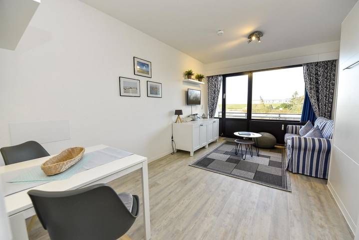 Ferienwohnung für 2 Personen, mit Balkon in Unterelbe - 2