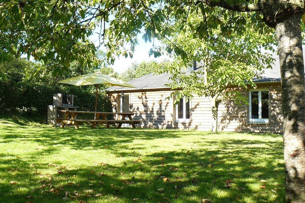 Gemütliches Ferienhaus mit umfassender Ausstattung und Naturaktivitäten in den Alpes Mancelles in Saint-Léonard-des-Bois, Parc naturel régional Normandie-Maine