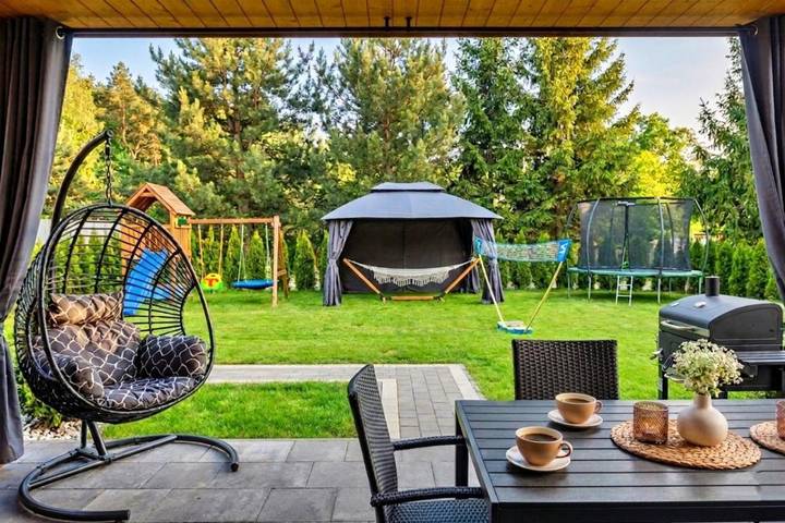 Ferienhaus für 9 Personen, mit Terrasse und Garten sowie Ausblick in Niederschlesien