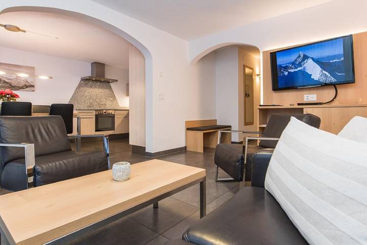 Ferienwohnung für 7 Personen, mit Balkon und Garten, mit Haustier in Zermatt