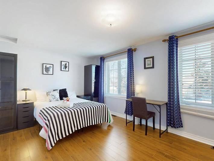 Pension voor 2 personen, met terras en tuin in Toronto