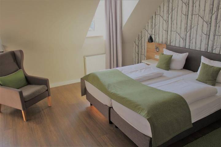 Hotel für 5 Personen, mit Terrasse und Ausblick in Bitburg