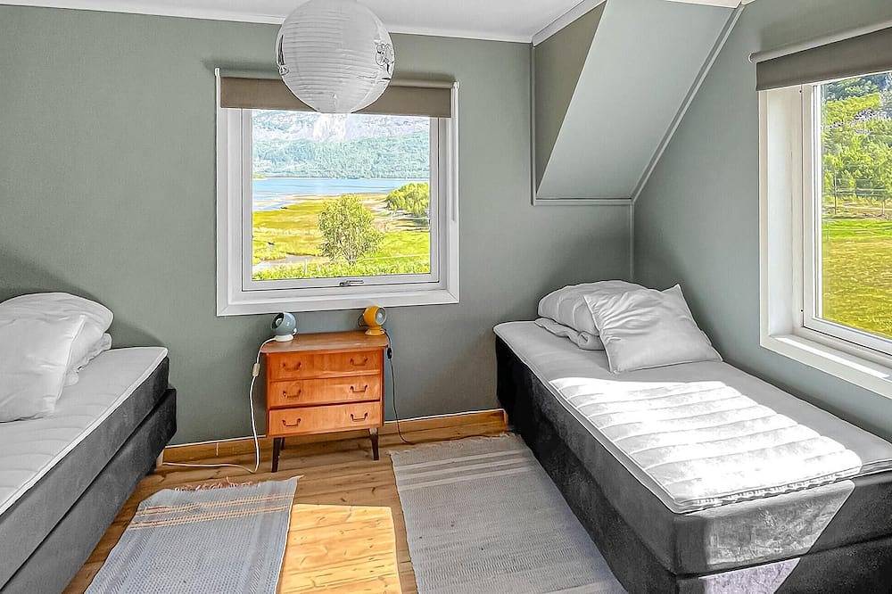 Koselig hjem i Elvegard med badstue in Narvik