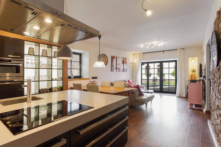 Ferienhaus für 5 Personen, mit Sauna und Garten sowie Terrasse, mit Haustier