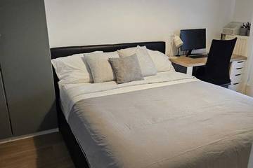 Appartement De Vacances pour 6 Personnes dans Neuilly-sur-Marne, Seine-Saint-Denis, Photo 4