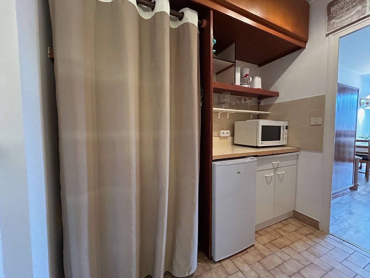 Appartement entier, Studio confort 4 pers. à 50m des pistes, Wifi, animaux admis in Saint-Étienne-en-Dévoluy, Le Dévoluy