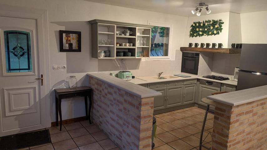 Location de vacances pour 5 personnes, avec jardin à Saint-Maime-de-Péreyrol - 4