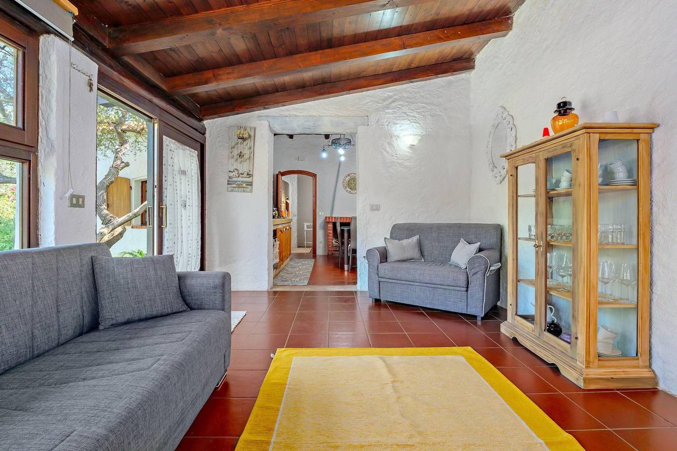 Villa 'Pirina' con terraza privada, Wi-Fi y aire acondicionado in Pittulongu, Costa Smeralda
