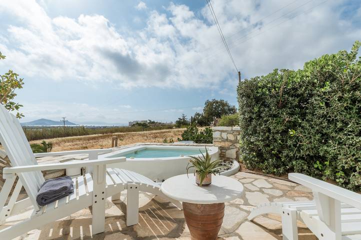 Ferienhaus für 6 Personen, mit Balkon und Whirlpool sowie Garten